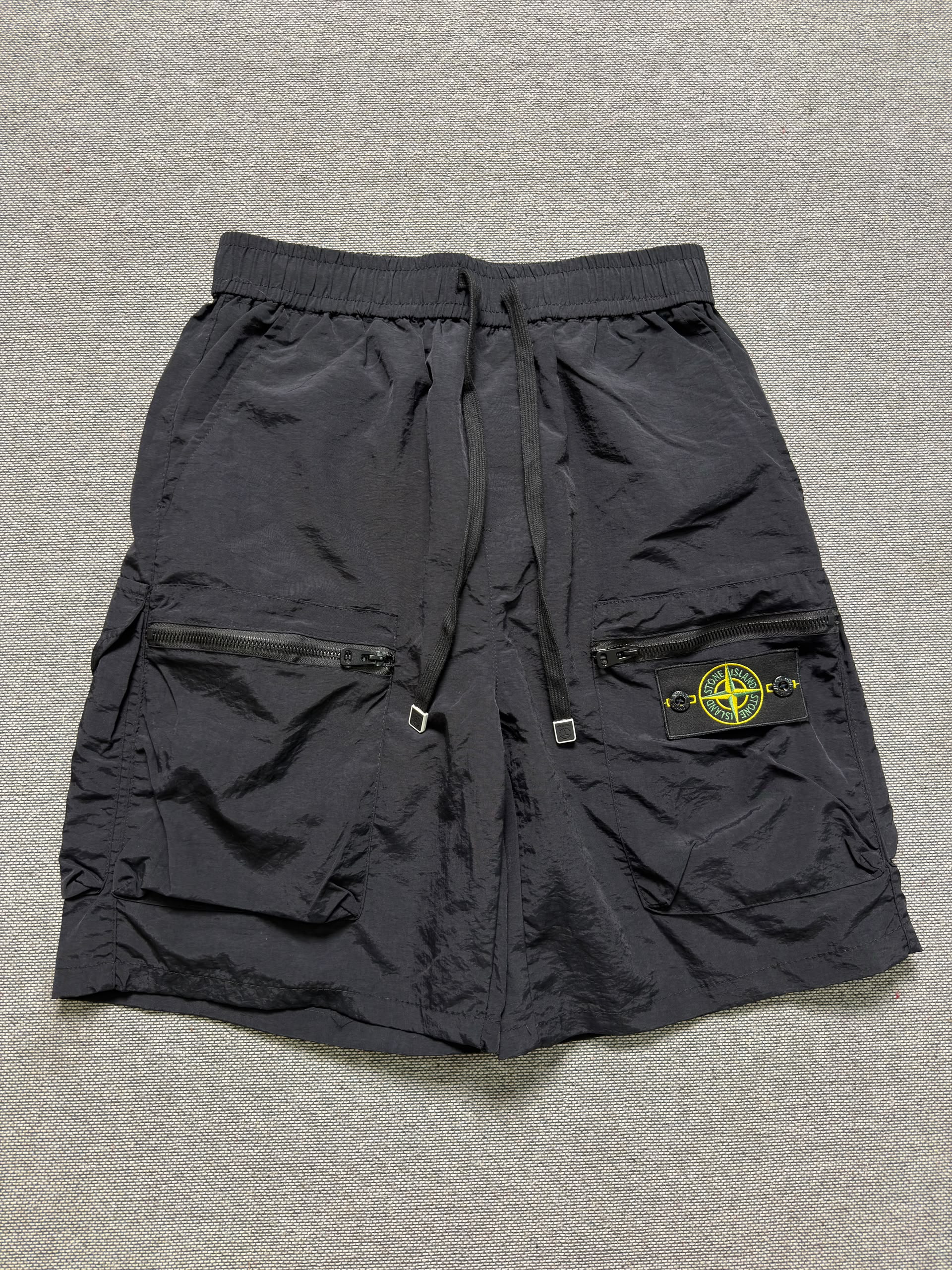 Daily rotation LitBuy haul — premium tees and sets from Reddit gallery